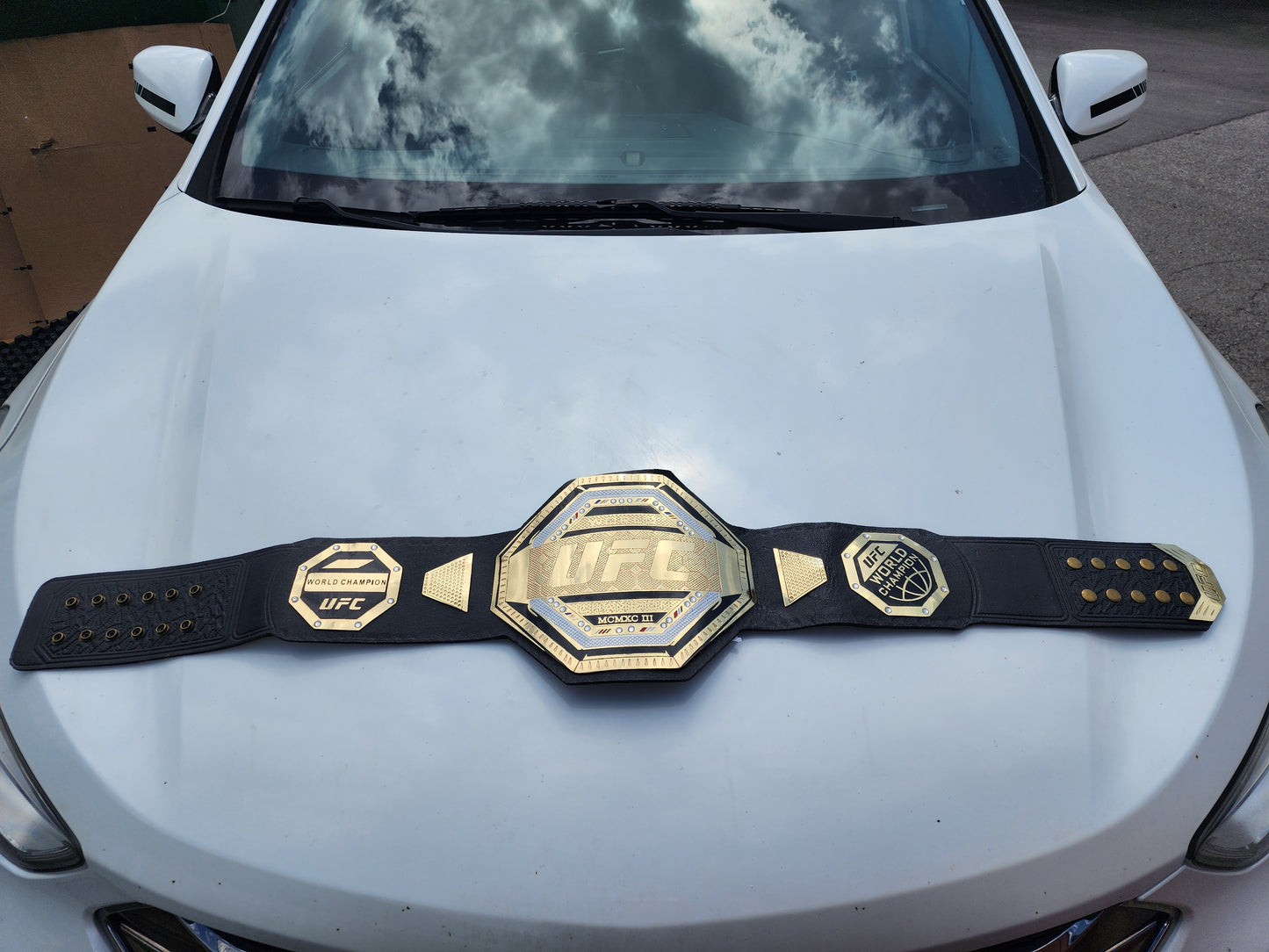 UFC Legacy Style Championship Belt Plates Leather Strap MMA collectible 2MM